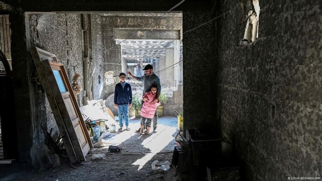 Germany wants to allow Syrian refugees to visit home – DW – 04/23/2025