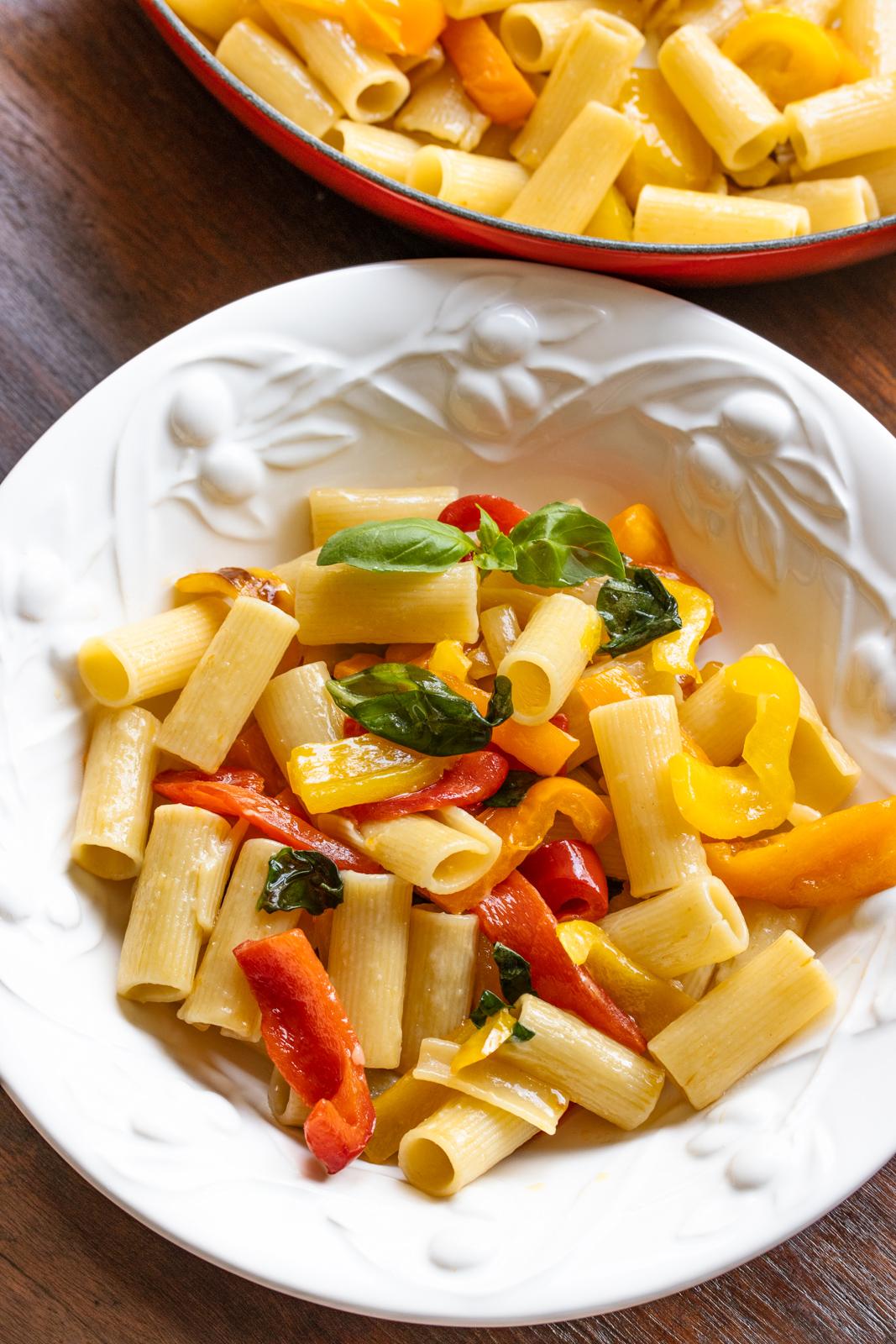 Roasted bell pepper sauce with garlic, basil and pasta